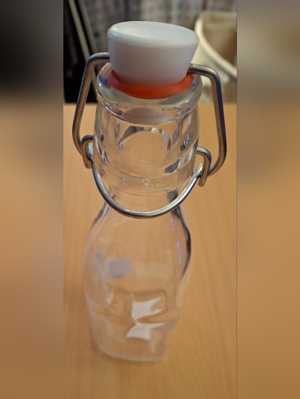 Bormioli Luigi SWING 25 cl (8 1/2 oz) Clear Glass Swing Top Bottle Italy